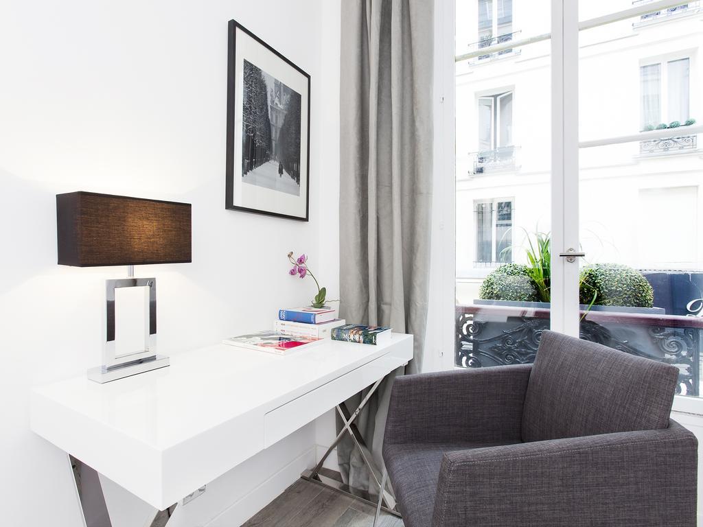 Livinparis - Luxury 3 Bedrooms Grands-Boulevards I الغرفة الصورة