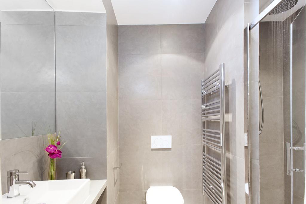Livinparis - Luxury 3 Bedrooms Grands-Boulevards I الغرفة الصورة